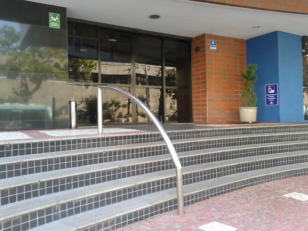 ApartHotel - Praia Mansa 1 e 2 Qtos Fortaleza  Fortaleza (Ceara)
