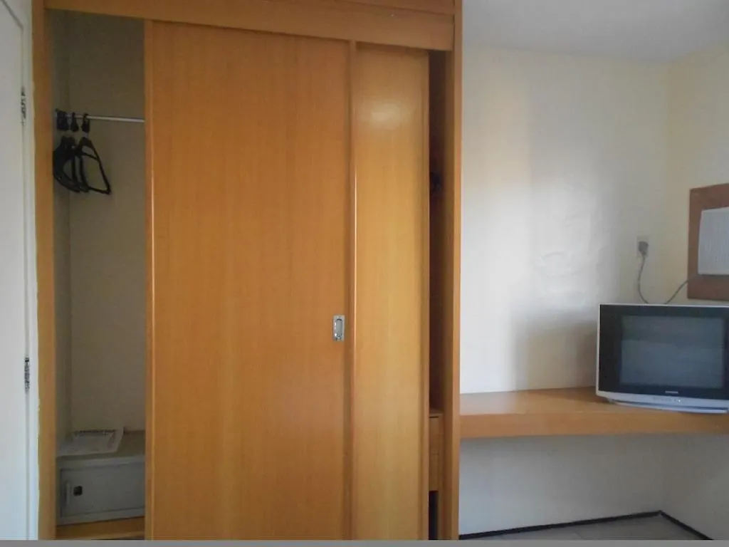 Aparthotel - Praia Mansa 1 E 2 Qtos Fortaleza